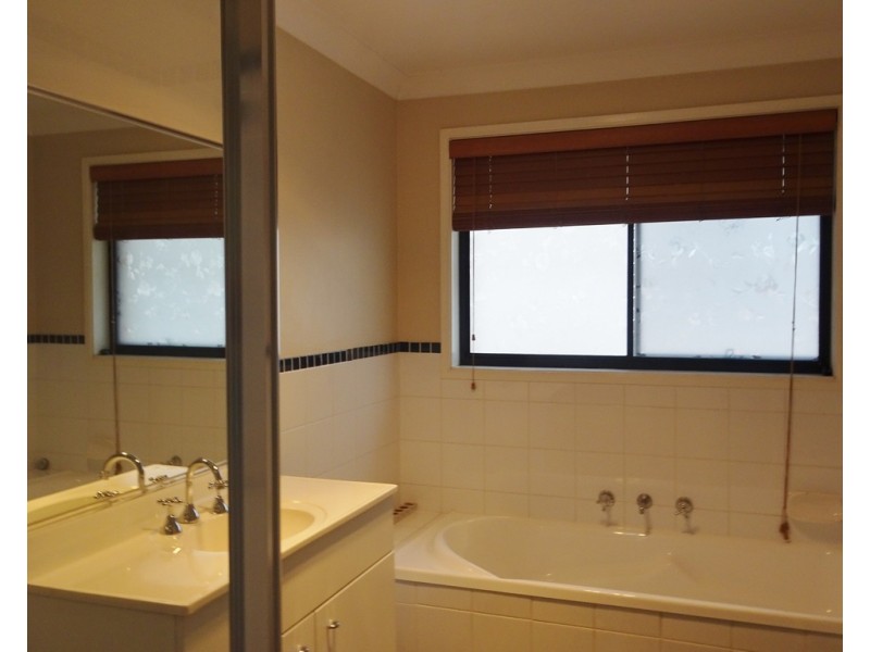 4A Langdale Avenue, Revesby NSW 2212