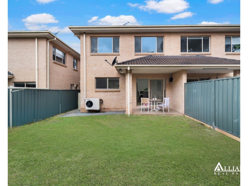 2C Roslyn Avenue, Panania NSW 2213