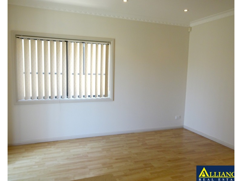 4 Fewtrell Avenue, Revesby Heights NSW 2212