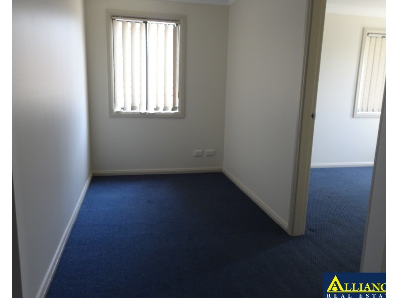 4 Fewtrell Avenue, Revesby Heights NSW 2212