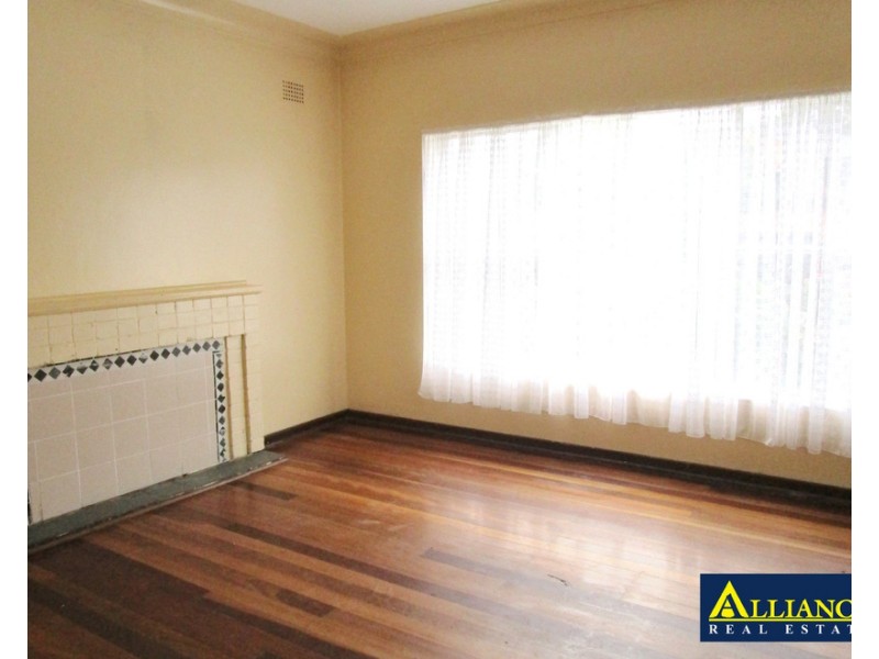 10 Peffer Street, Panania NSW 2213