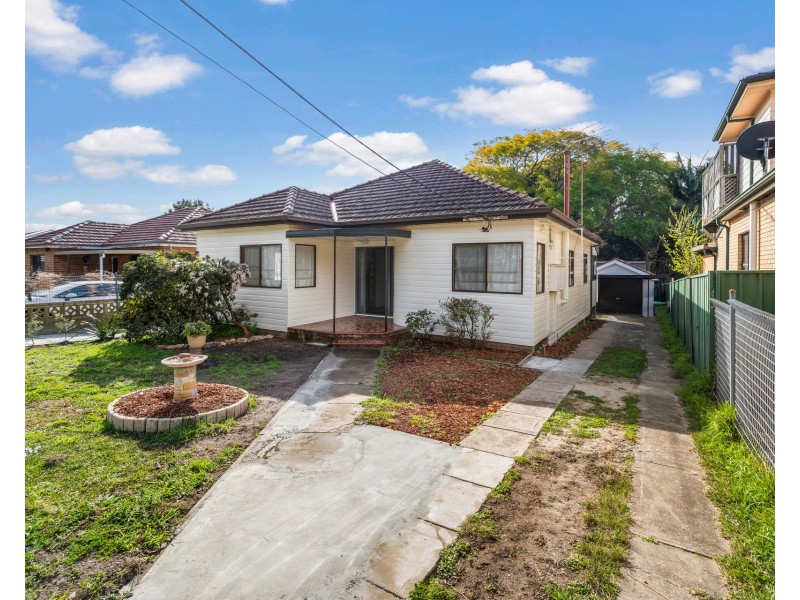 20 Lillian Road, Riverwood NSW 2210