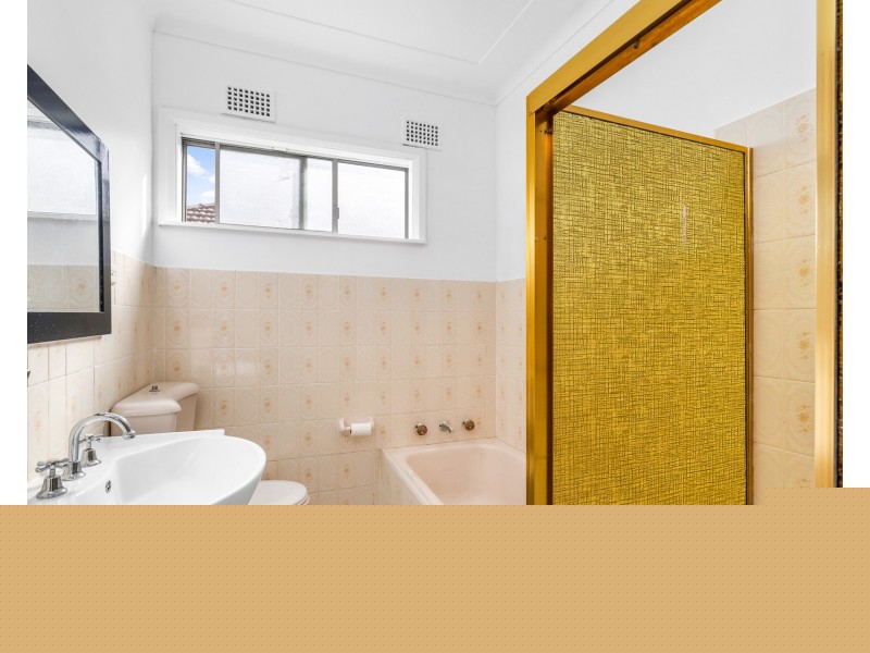 20 Lillian Road, Riverwood NSW 2210