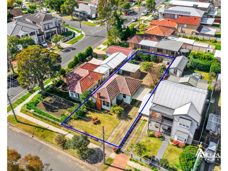 3 Panania Avenue, Panania NSW 2213