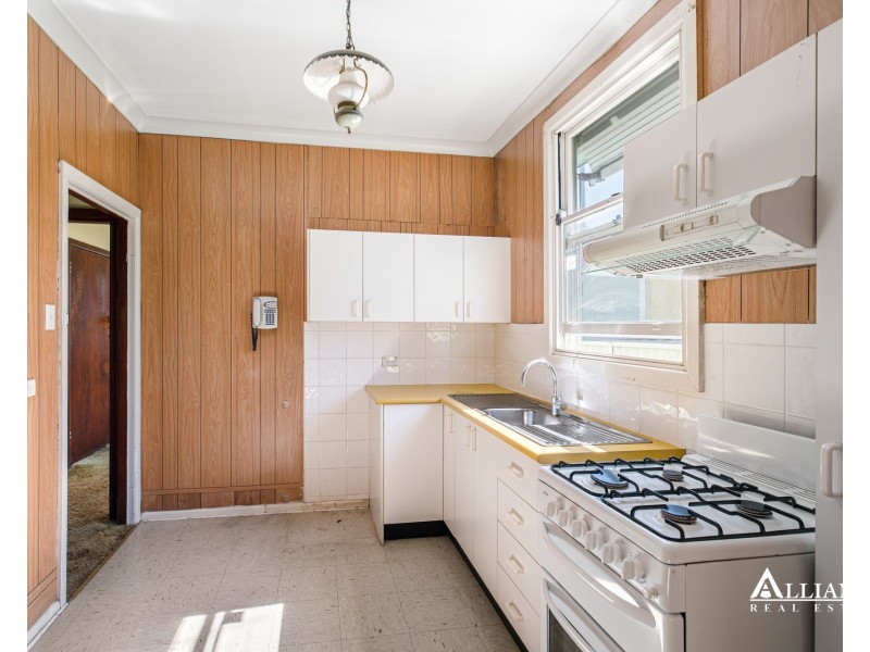 3 Panania Avenue, Panania NSW 2213