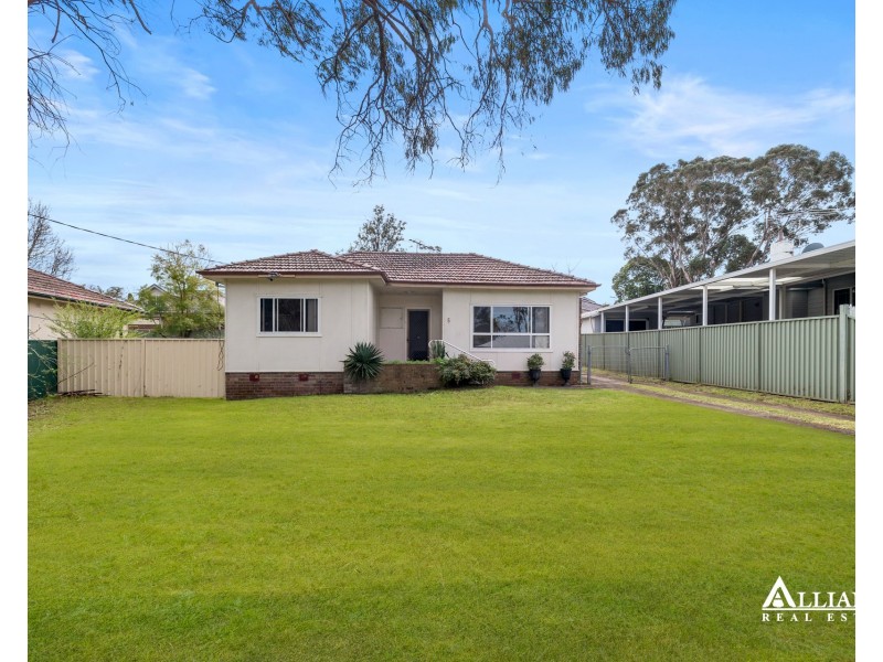 6 Gorman Avenue, Panania NSW 2213