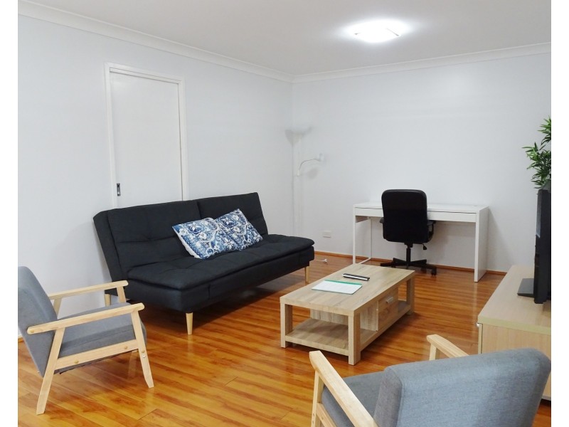 2 Kerrie Crescent, Panania NSW 2213