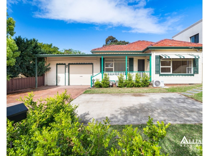 8 Sandra Avenue, Panania NSW 2213
