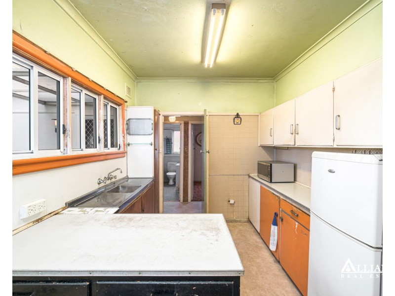 88 Park Road, East Hills NSW 2213