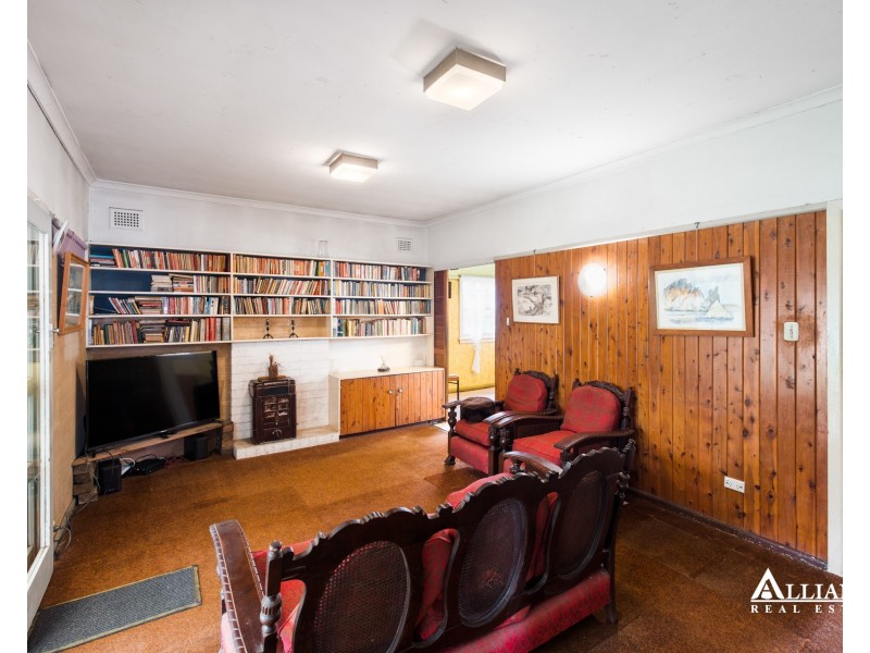 88 Park Road, East Hills NSW 2213