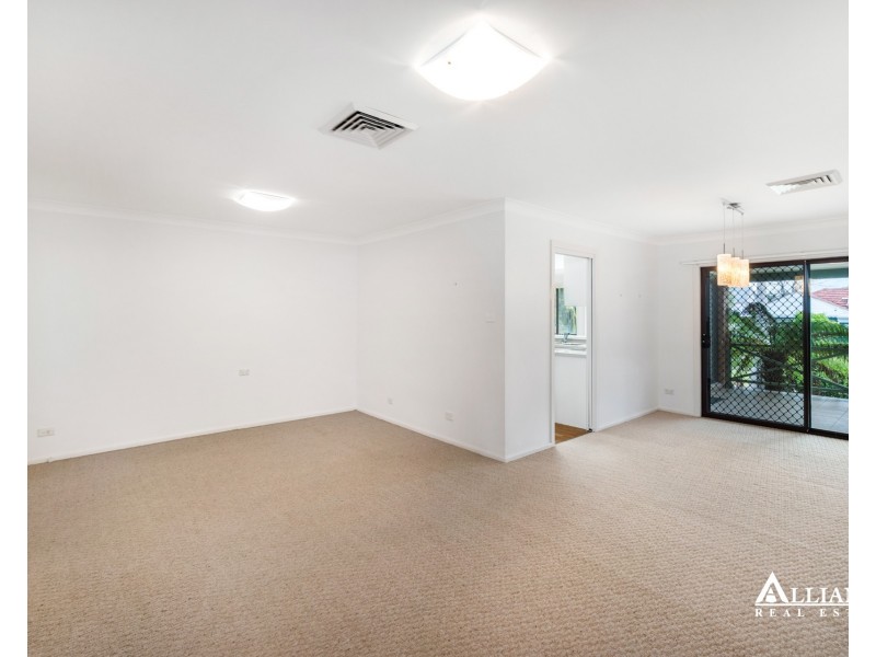 13 Doris Street, Picnic Point NSW 2213