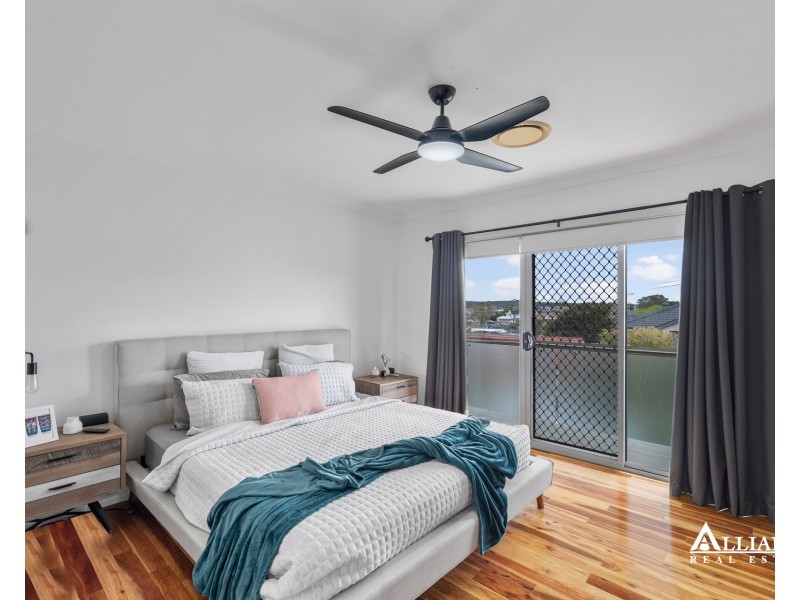 1a Drysdale Avenue, Picnic Point NSW 2213