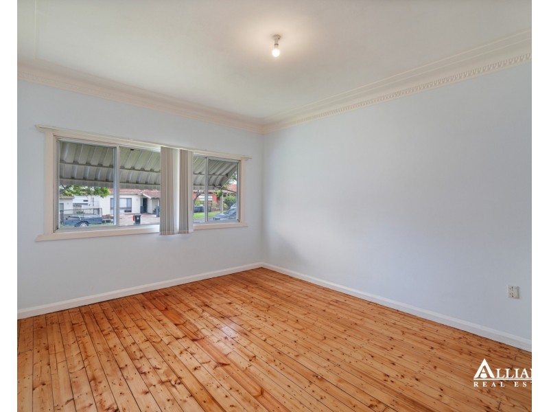 13 Rodgers Avenue, Panania NSW 2213