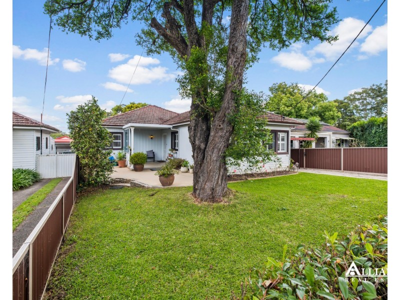 28 Blair Avenue, East Hills NSW 2213