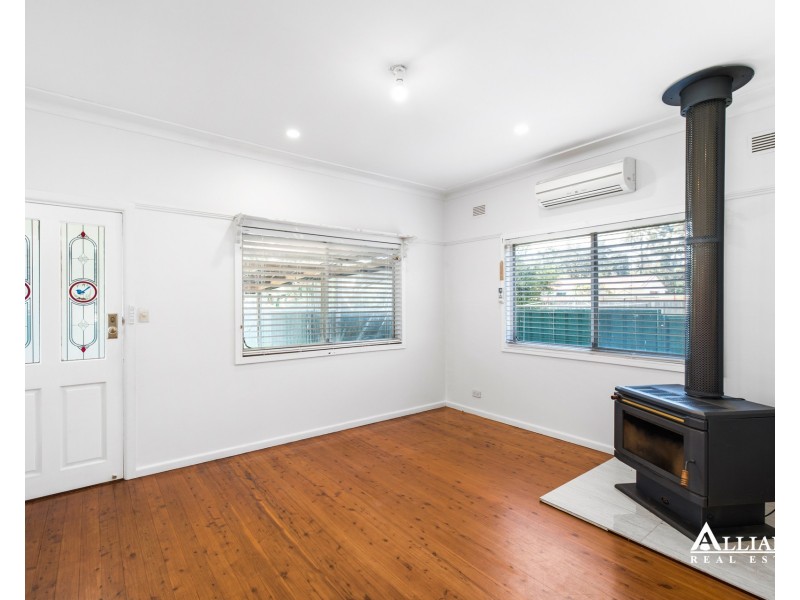 22 Blair Avenue, East Hills NSW 2213