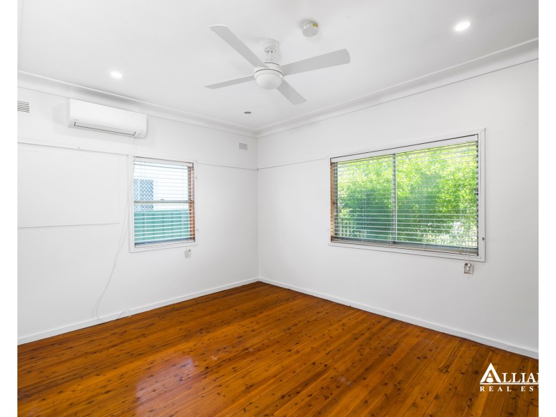 22 Blair Avenue, East Hills NSW 2213