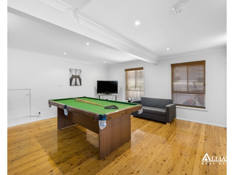 3 Burbank Avenue, East Hills NSW 2213