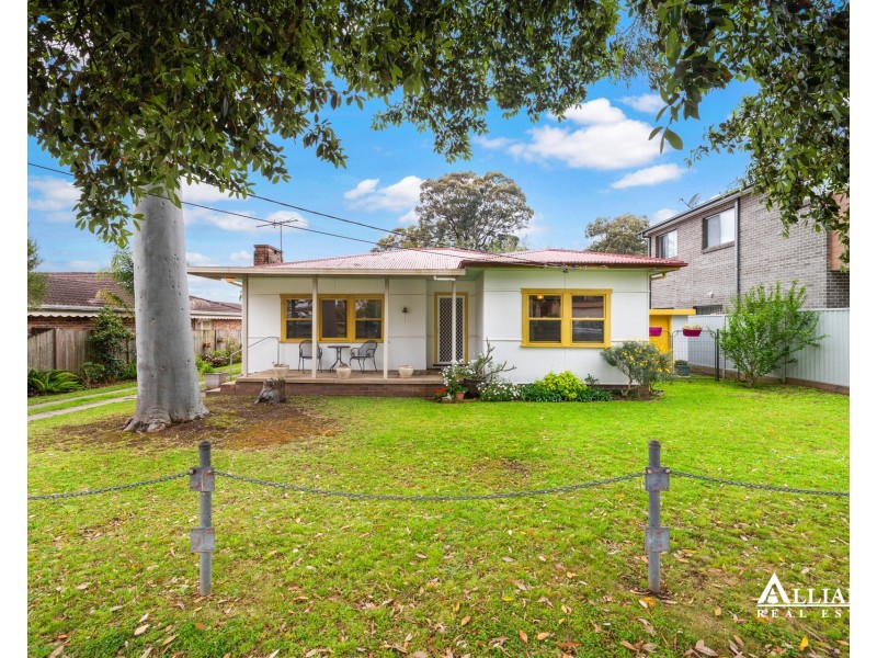 63 Ramsay Road, Picnic Point NSW 2213