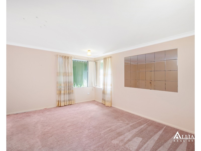 12 Burbank Avenue, East Hills NSW 2213