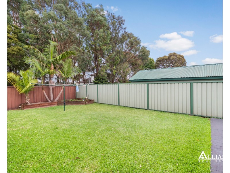 23 Dowding Street, Panania NSW 2213