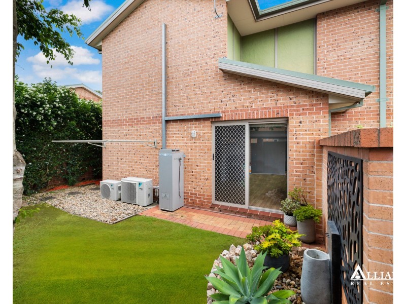 1/44 Whittle Avenue, Milperra NSW 2214