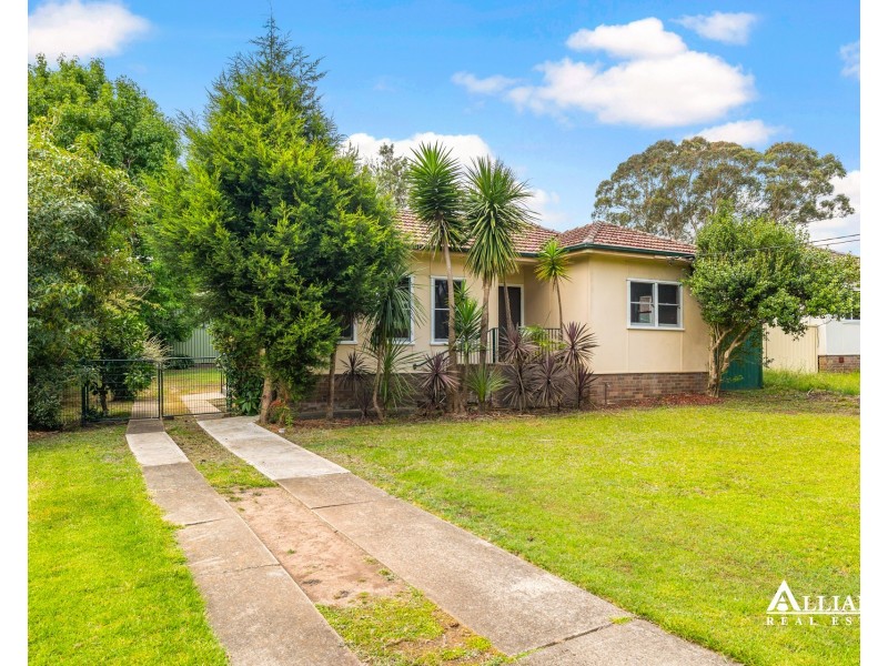 8 Gorman Avenue, Panania NSW 2213
