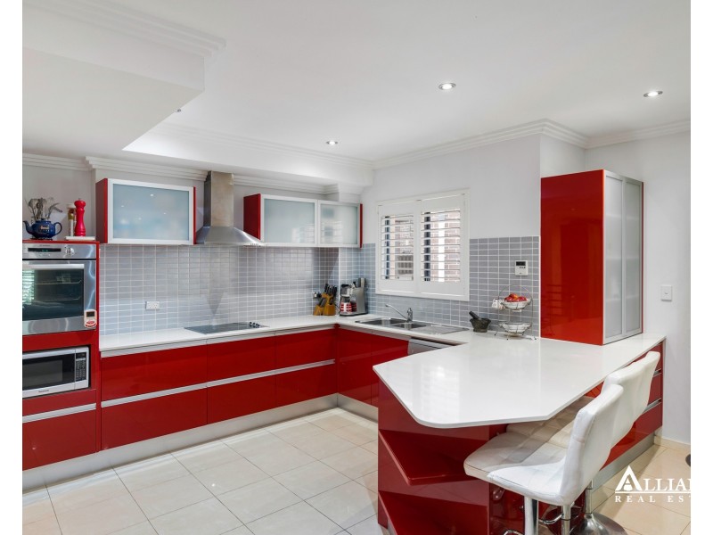 2 Steele Avenue, Revesby Heights NSW 2212