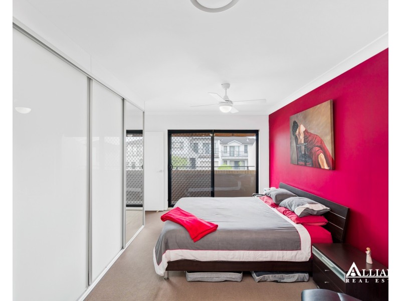 2 Steele Avenue, Revesby Heights NSW 2212