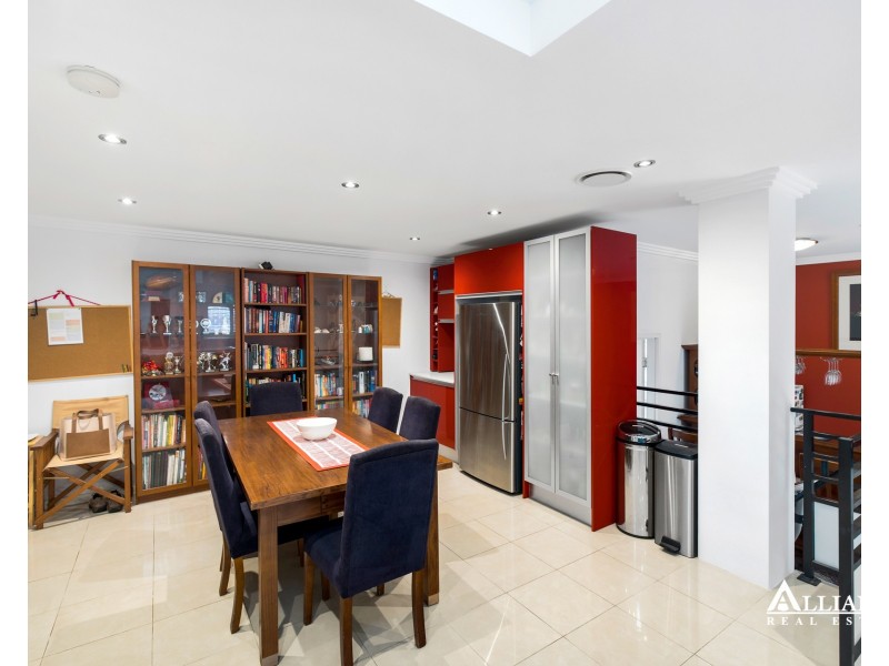 2 Steele Avenue, Revesby Heights NSW 2212