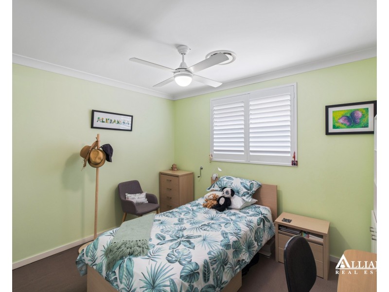 2 Steele Avenue, Revesby Heights NSW 2212
