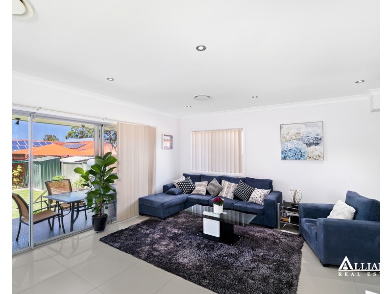 5A Eileen Street, Picnic Point NSW 2213