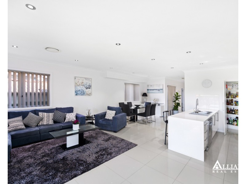 5A Eileen Street, Picnic Point NSW 2213