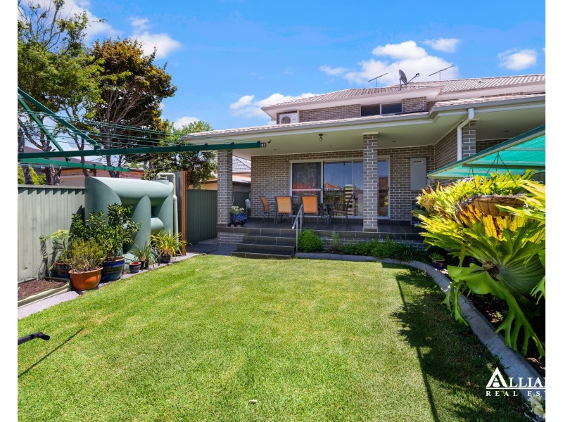 5A Eileen Street, Picnic Point NSW 2213