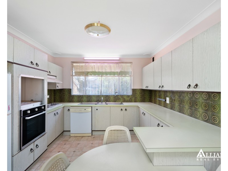 12 Burbank Avenue, East Hills NSW 2213