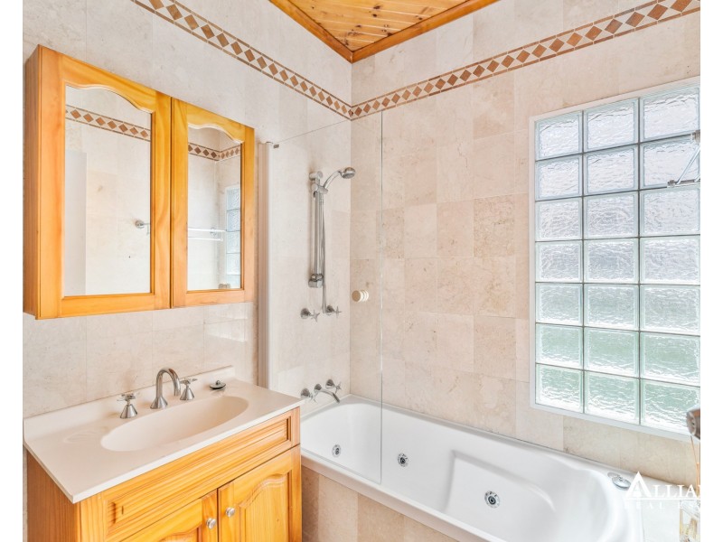 737 Henry Lawson Drive, East Hills NSW 2213