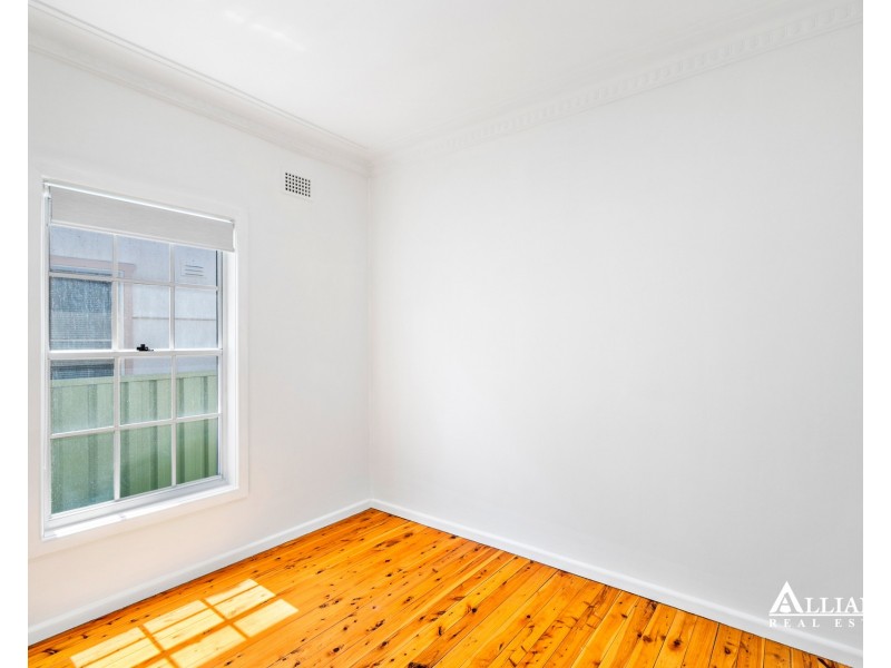 737 Henry Lawson Drive, East Hills NSW 2213