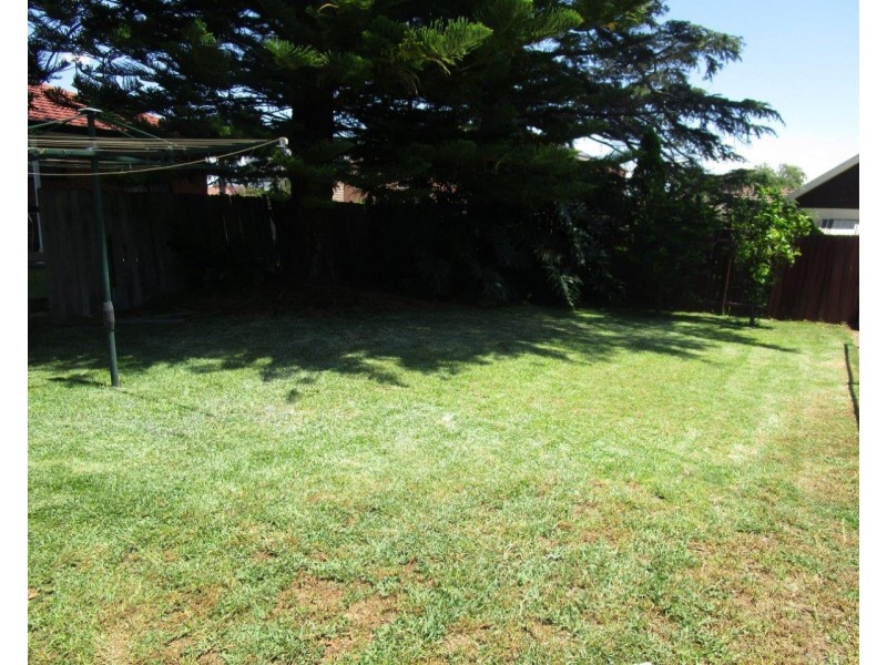 14 Chamberlain Road, Padstow NSW 2211