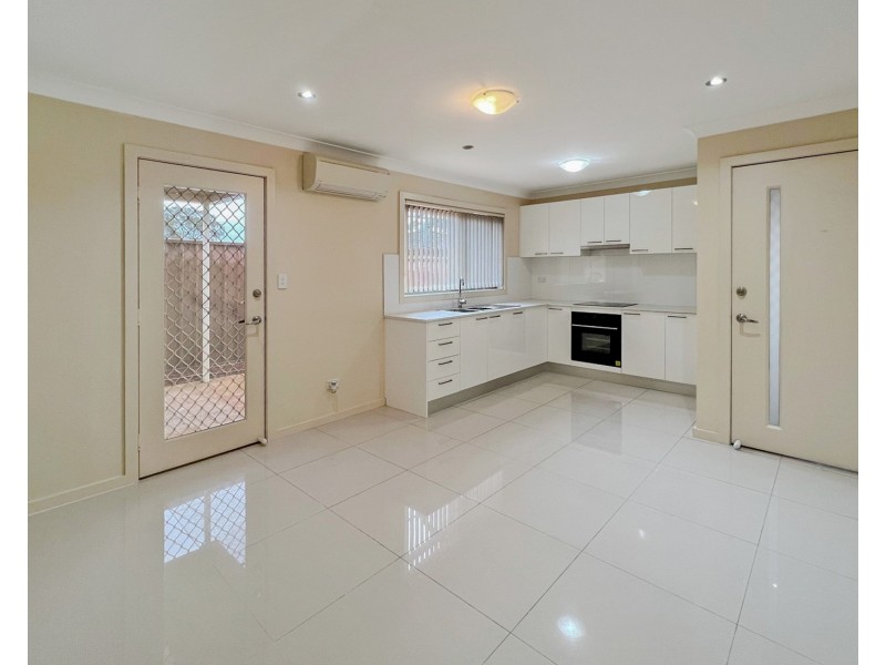 10A Ganmain Crescent, Milperra NSW 2214