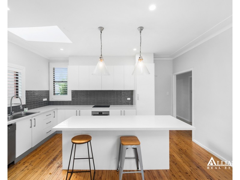 8 Kathleen Parade, Picnic Point NSW 2213