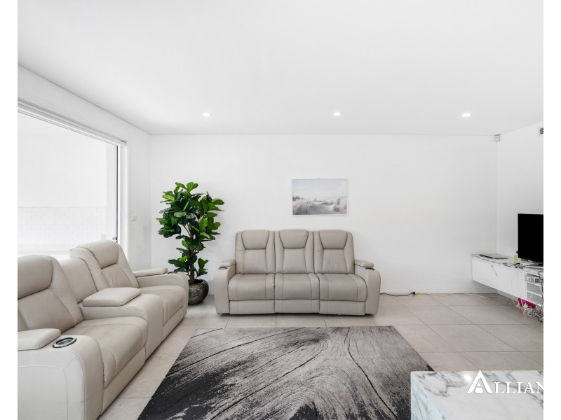 2B Alamein Road, Revesby Heights NSW 2212