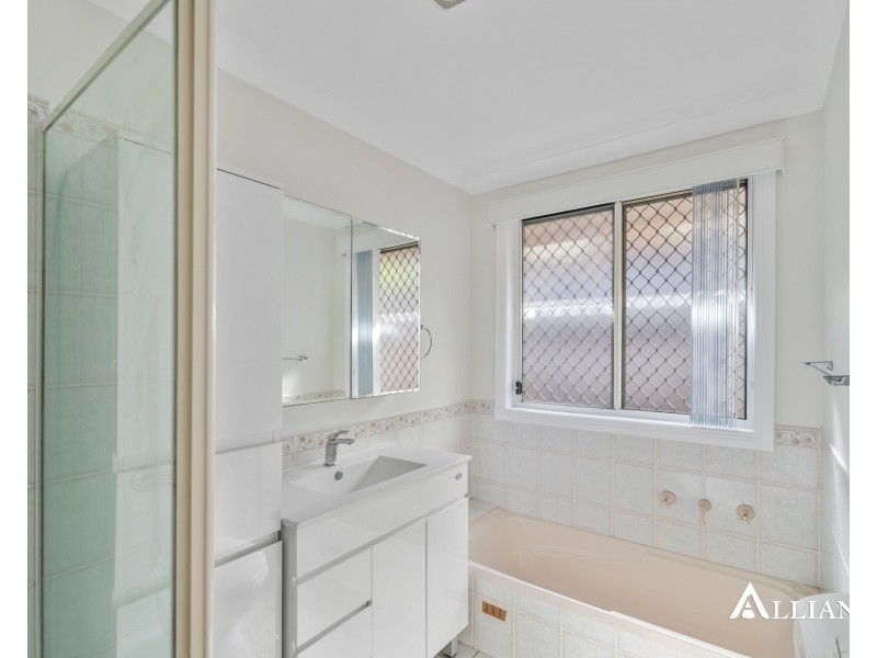 24 Ebony Row, Menai NSW 2234