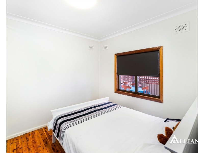 23 Edinburgh Drive, Revesby Heights NSW 2212