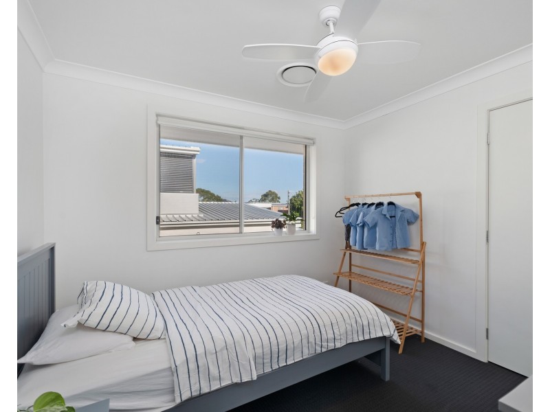 676A Henry Lawson Drive, East Hills NSW 2213