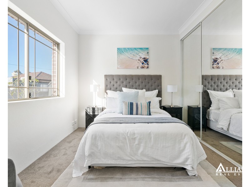 2/14 Kingston Avenue, Panania NSW 2213