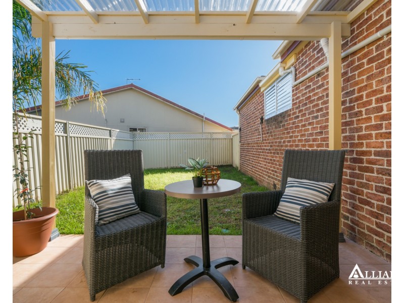 2/14 Kingston Avenue, Panania NSW 2213
