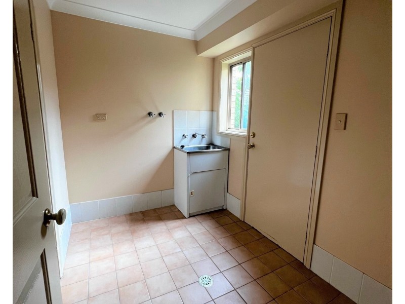 2/82-86 Sherwood Street, Revesby NSW 2212