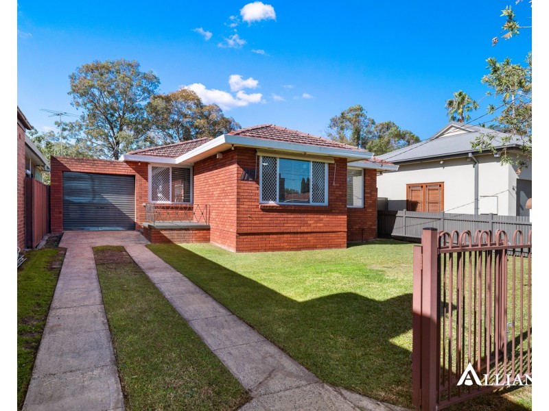 115 Lambeth Street, Panania NSW 2213