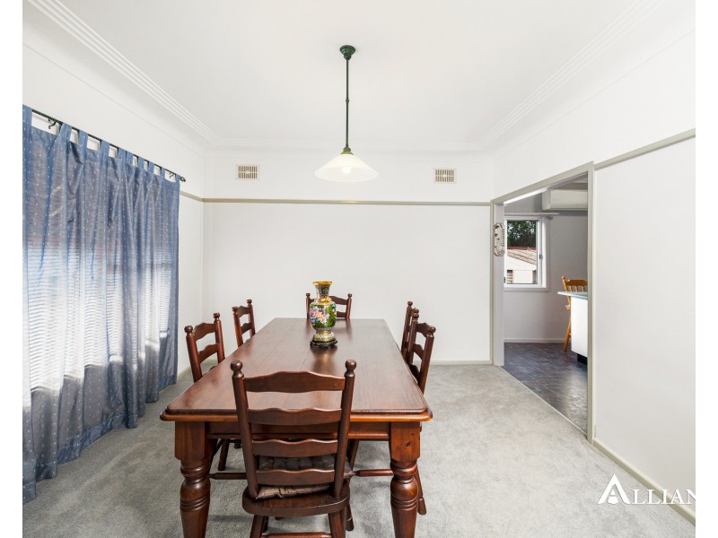 13 Roslyn Avenue, Panania NSW 2213