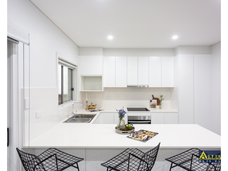 14 Karen Avenue, Picnic Point NSW 2213