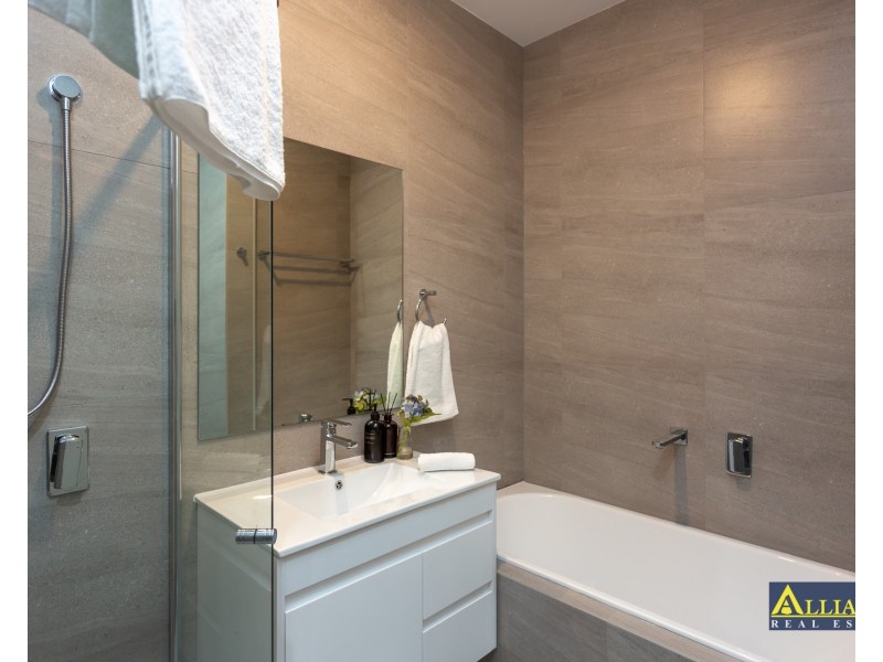 14 Karen Avenue, Picnic Point NSW 2213